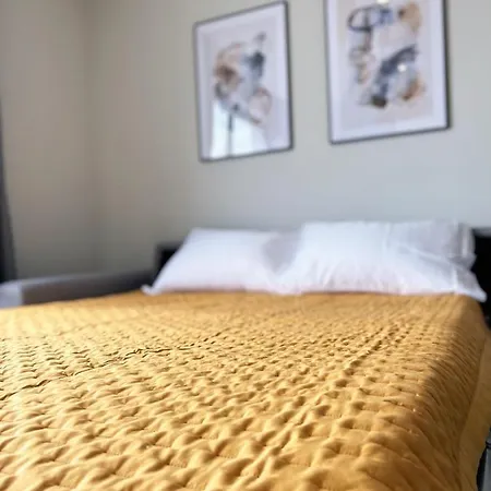 Dona I At Botanical Garden * 푼샬