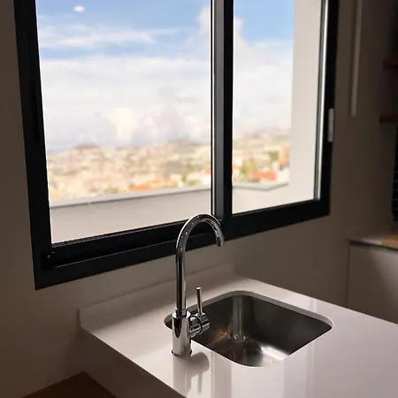 Dona I At Botanical Garden * 푼샬