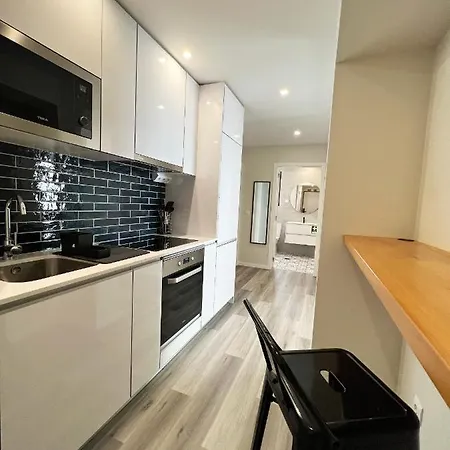 Dona I At Botanical Garden *