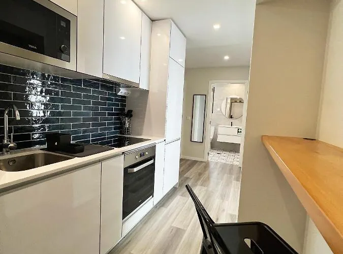 Dona I At Botanical Garden *