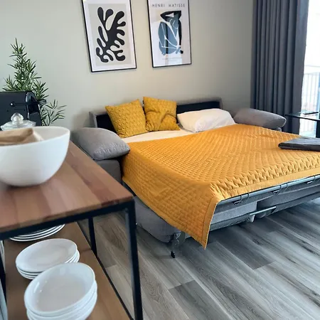 Dona I At Botanical Garden Funchal (Madeira)