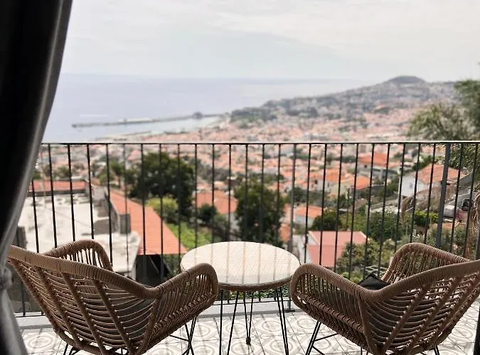 Dona I At Botanical Garden * Funchal (Madeira)