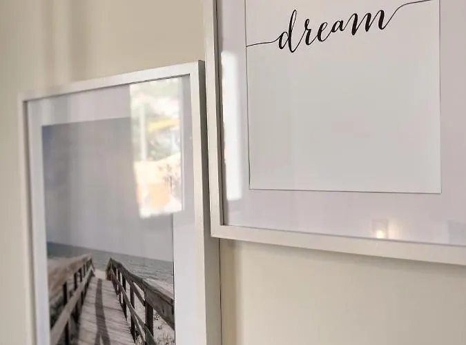 Dona I At Botanical Garden *