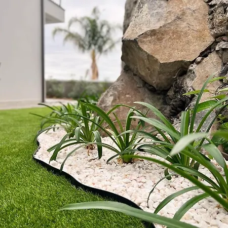 Dona I At Botanical Garden * فونشال