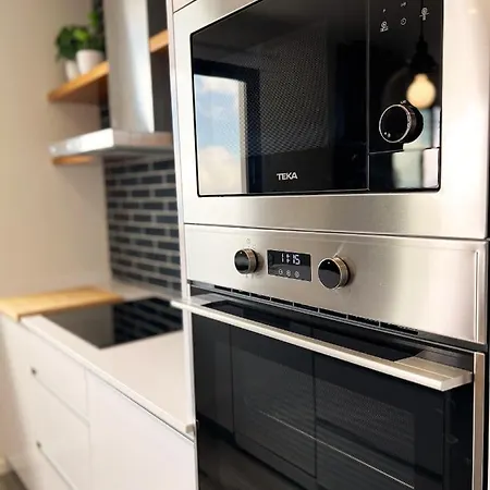 Dona I At Botanical Garden Funchal (Madeira)