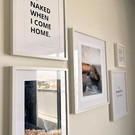 Dona I At Botanical Garden *